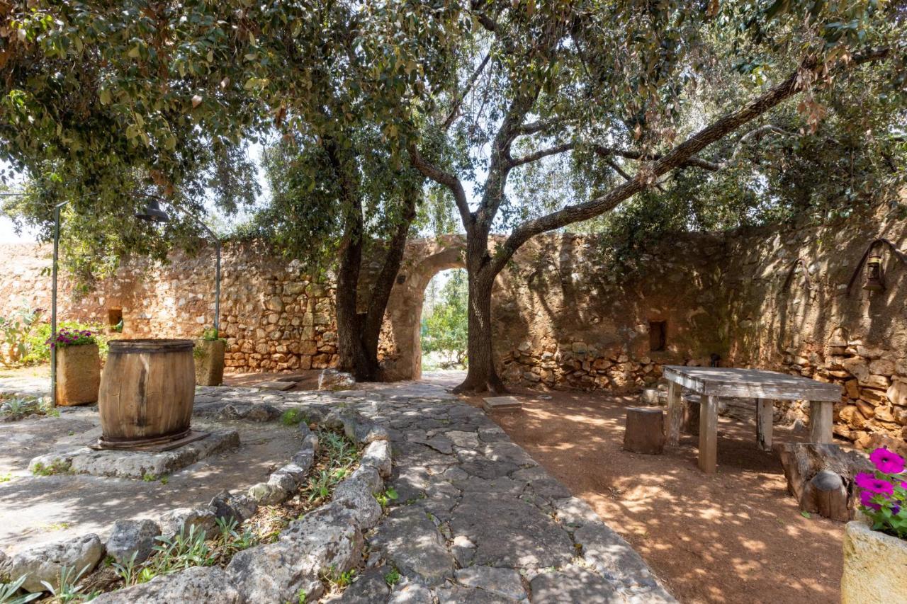 Badia Del Casale Bed and Breakfast Ugento Exteriör bild