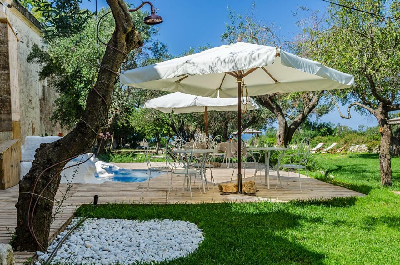 Badia Del Casale Bed and Breakfast Ugento Exteriör bild